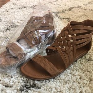 Brown Criss Cross Zip Sandals